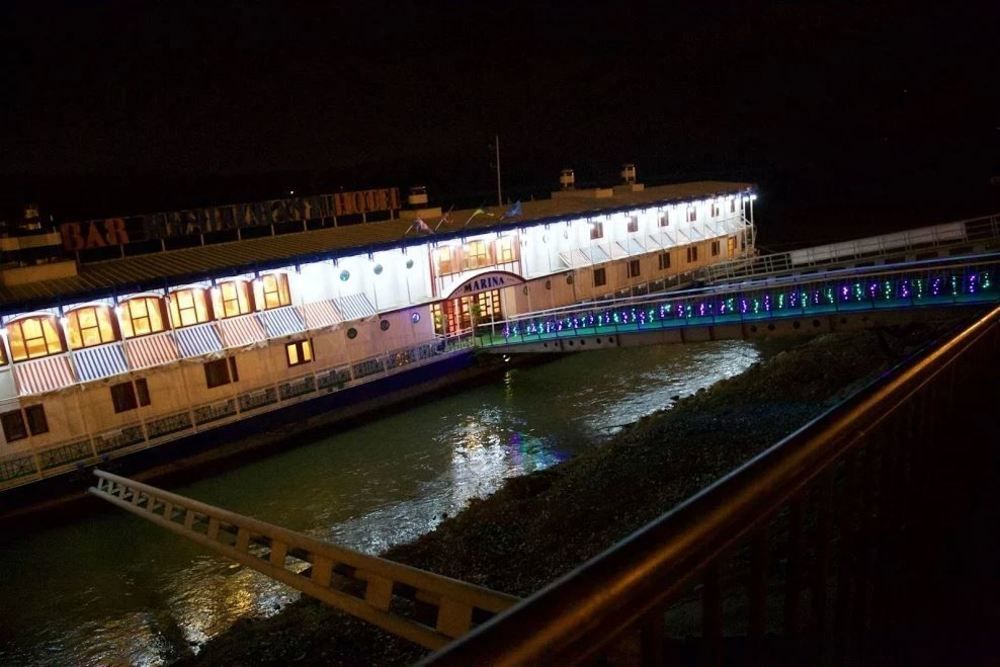 Botel Marina Bratislava Buitenkant foto