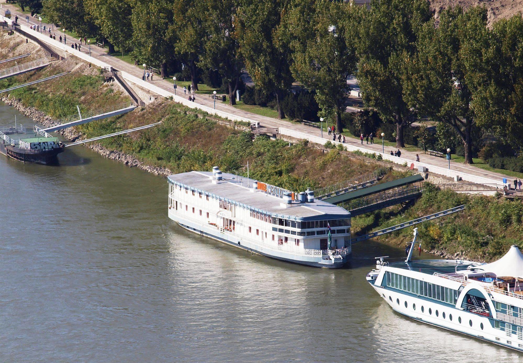 Botel Marina Bratislava Buitenkant foto